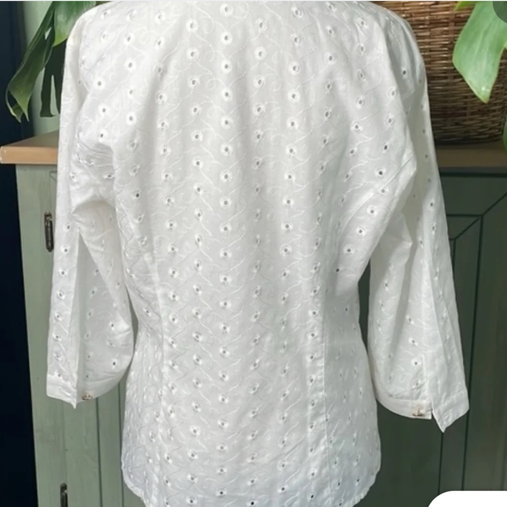 Escada Eyelet White Collared Button Down Quarter … - image 2
